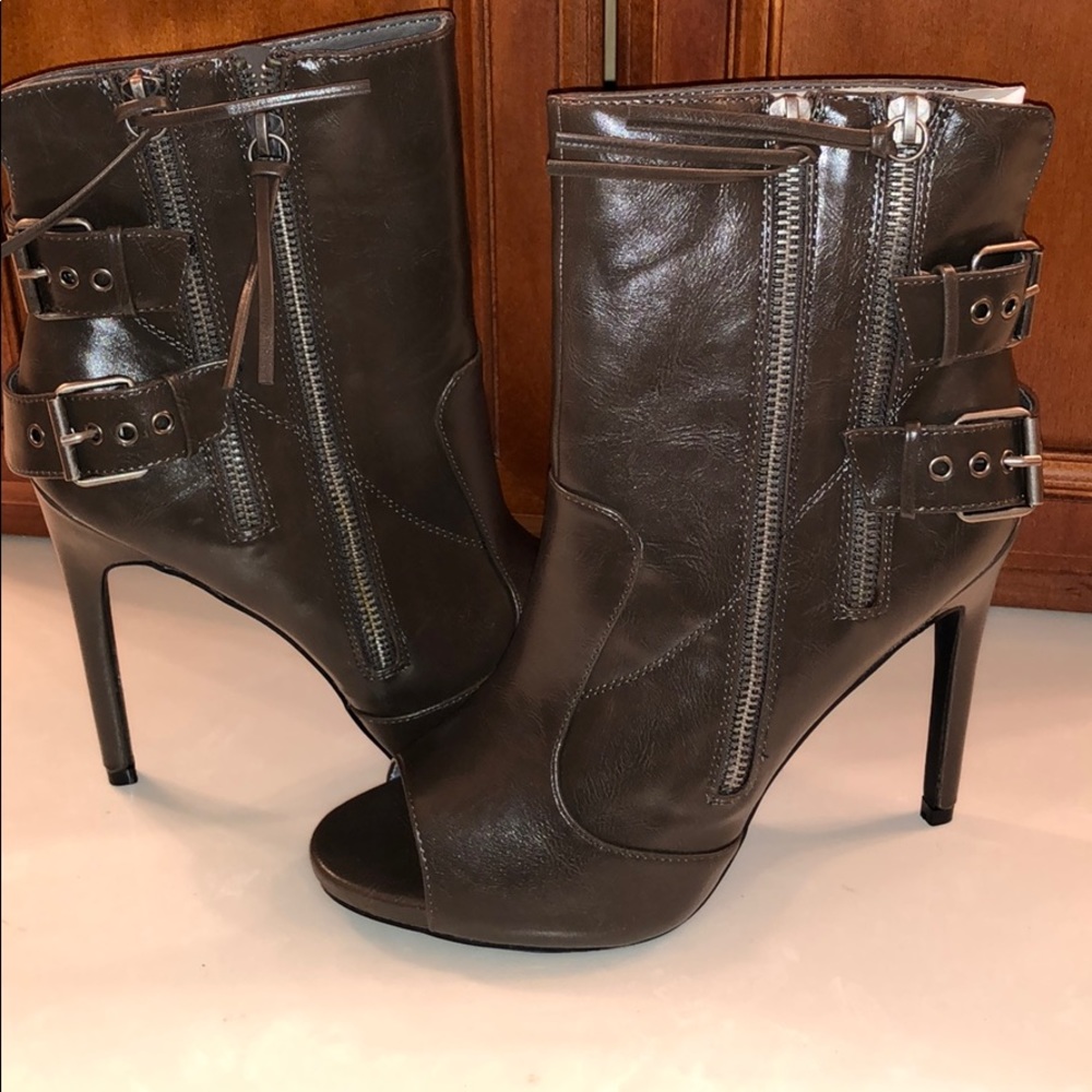 Brand New! C Label Olive - Grey Open Toe Booties
